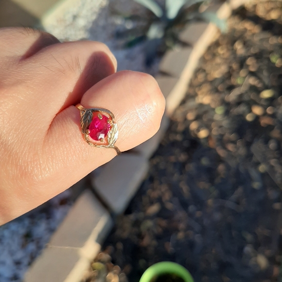 Ring - Picture 4 of 15